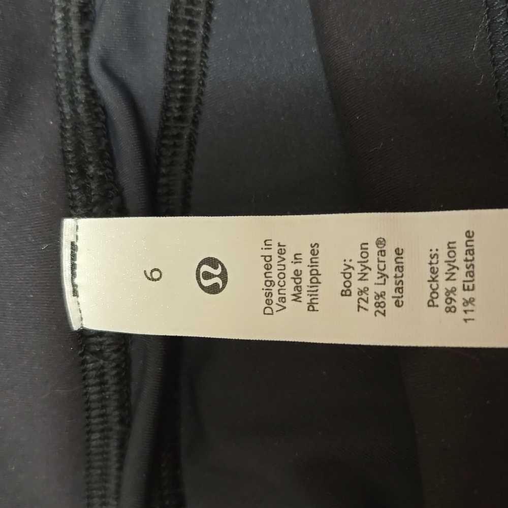 Lululemon camo leggings - Picture 5 of 16